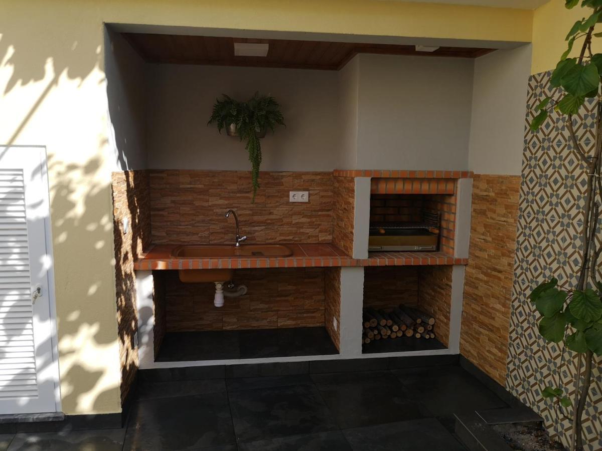 Villa Casinha D'Avo Nazaré Exterior foto