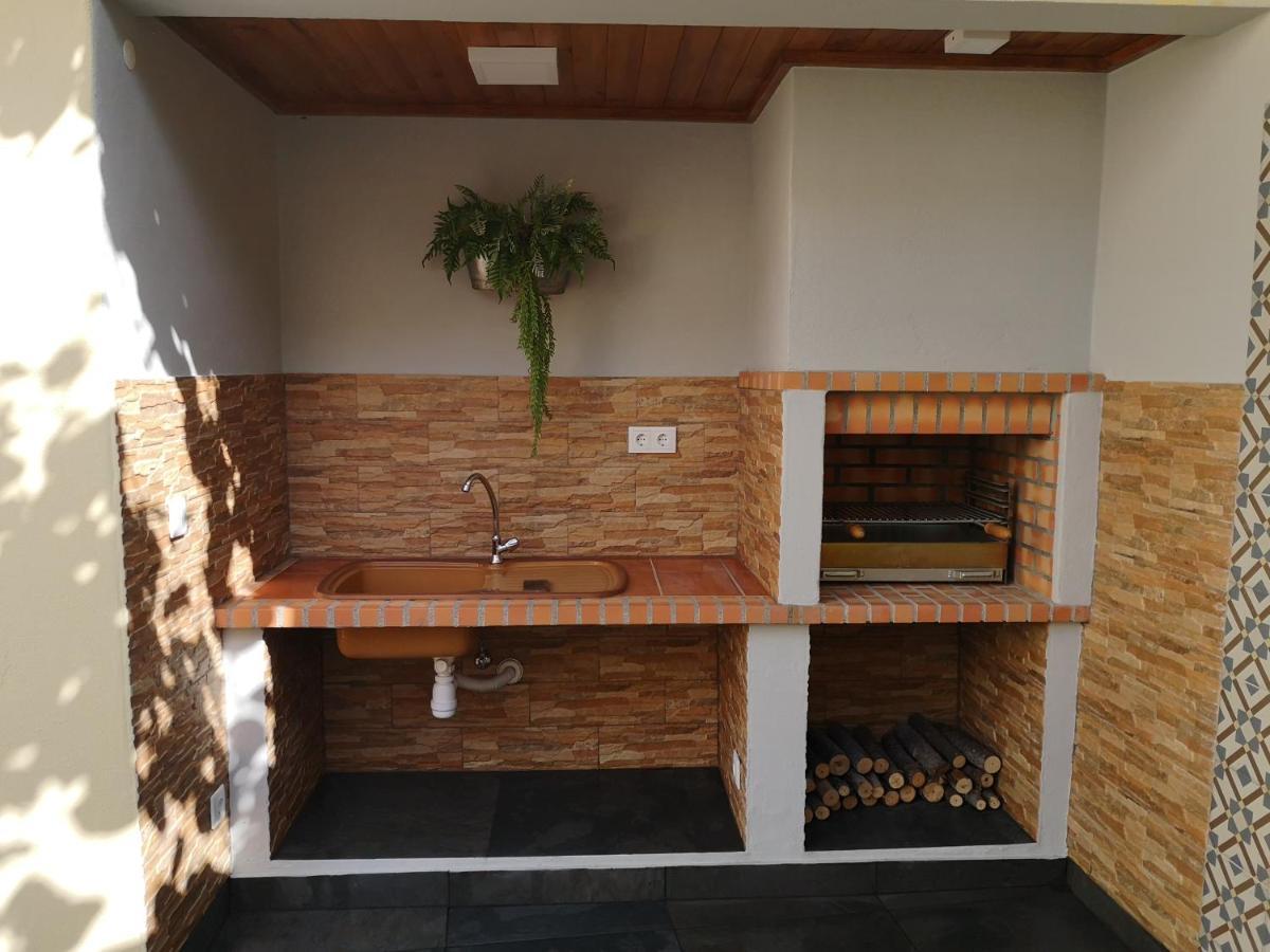 Villa Casinha D'Avo Nazaré Exterior foto