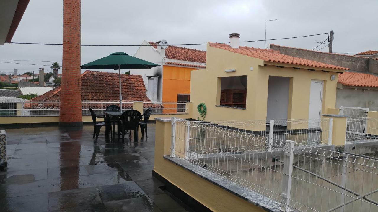 Villa Casinha D'Avo Nazaré Exterior foto